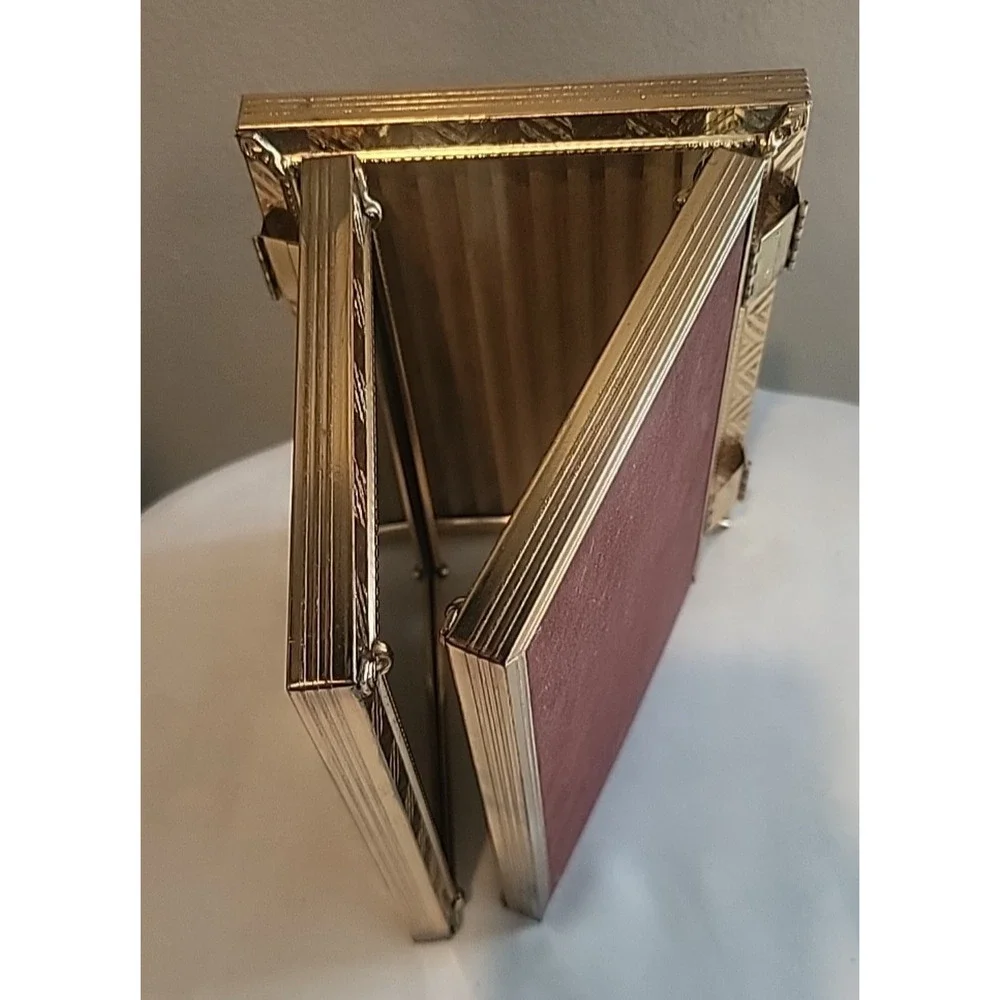 Vintage Ornate Gold-Tone Metal 3-Fold Triple Hinged Picture Frame. Holders 5X7